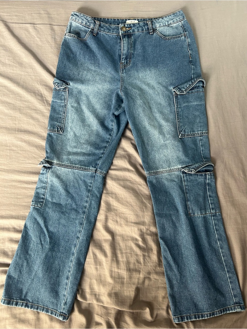 Women’s Straight Leg Cargo Jeans - Blue
